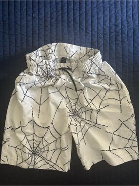 Romwe Men's White Spiderweb Print Shorts
